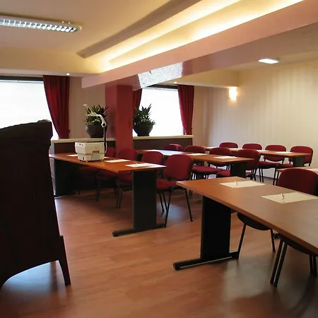 Szálloda Capitol 4*