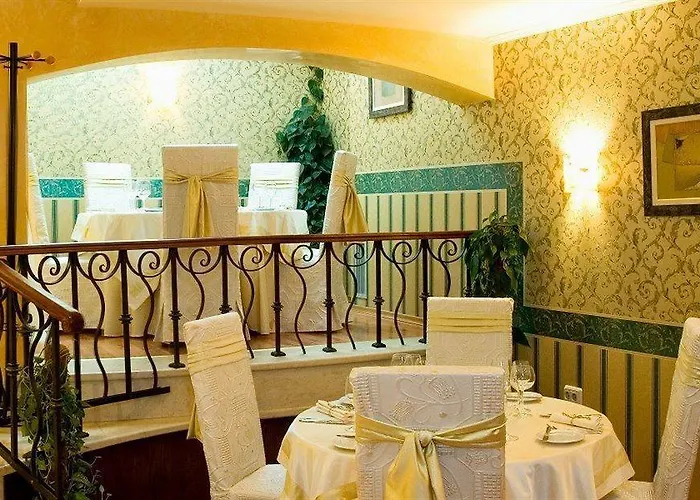 Capitol Ξενοδοχείο 4*