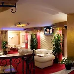 Hotel Capitol