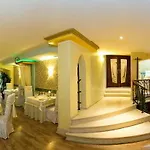 Capitol Hotel 4*
